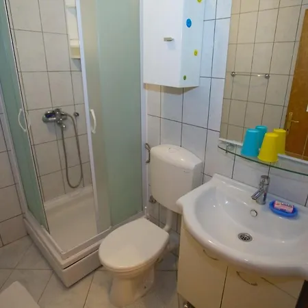 With Parking Space - 20626 Makarska