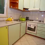 With Parking Space - 20626 Apartment Makarska