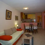 Apartment With Parking Space - 20626 *