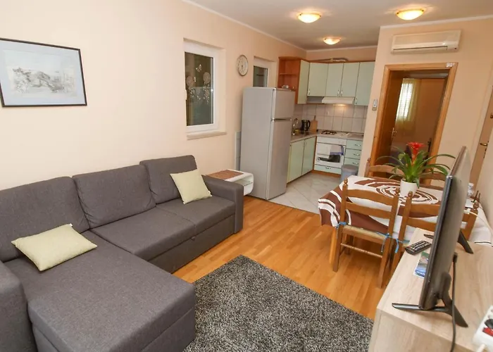 With Parking Space - 20626 * Makarska