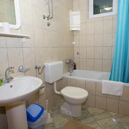 Apartment With Parking Space - 20626 *